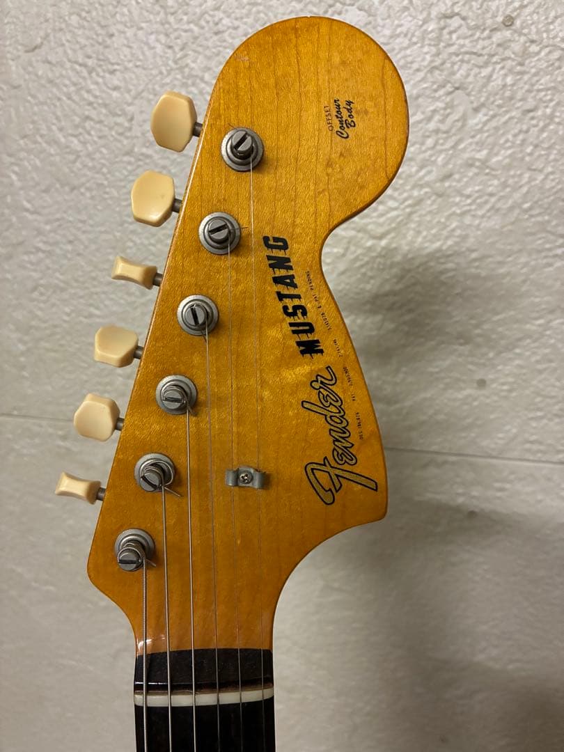 fender japan mustang カート仕様　社外ハードケース付き