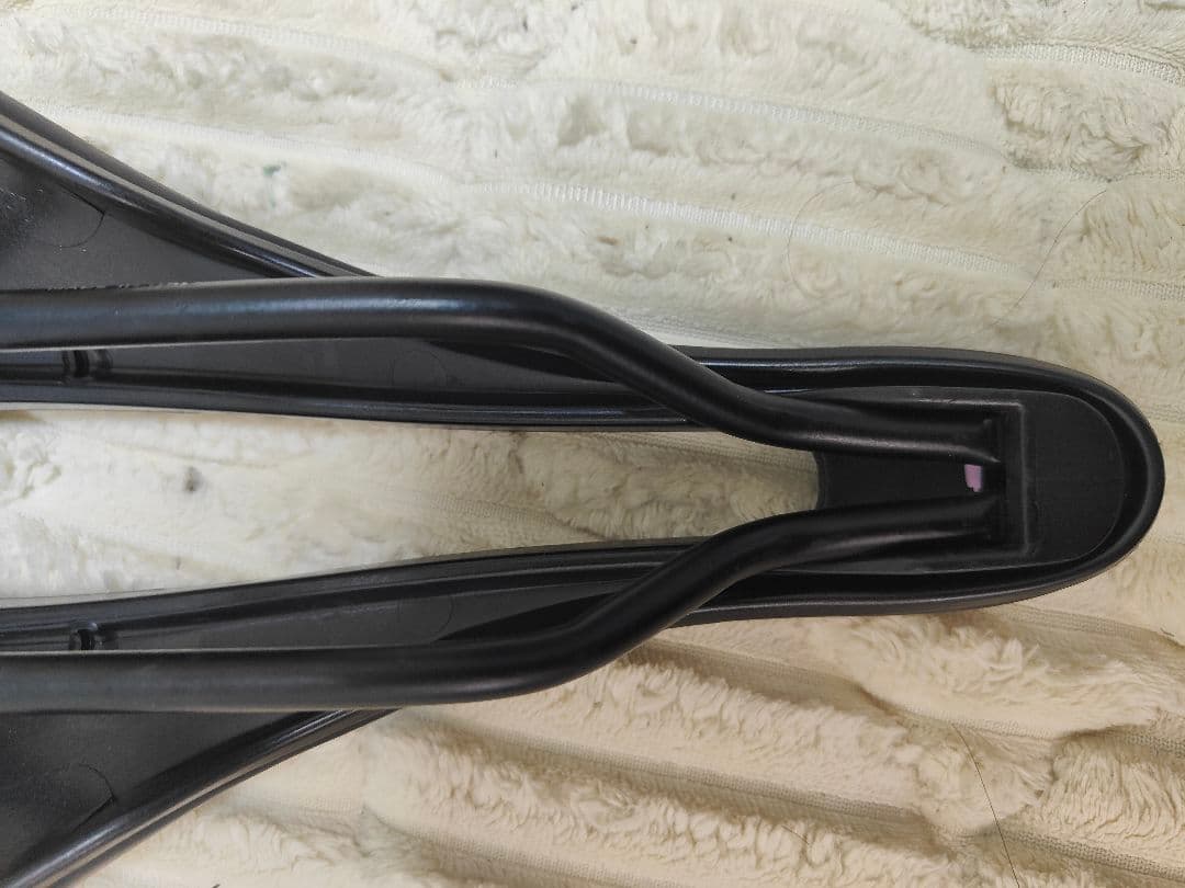 【最終価格！！】ロードバイクサドルセライタリアSell italia SLR美品