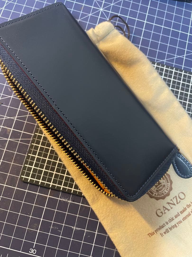 GANZO シンブライドル ジッパーペンケース 3本挿し ネイビー