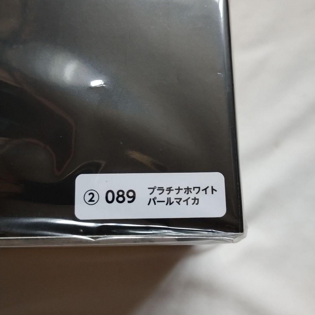 GRカローラ 1/30 ミニカー　ダイキャスト　プラチナホワイトパールマイカ