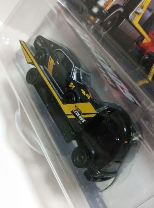 値下げNISSAN LAUREL 2000 SGX AEROLIFT 2台セット