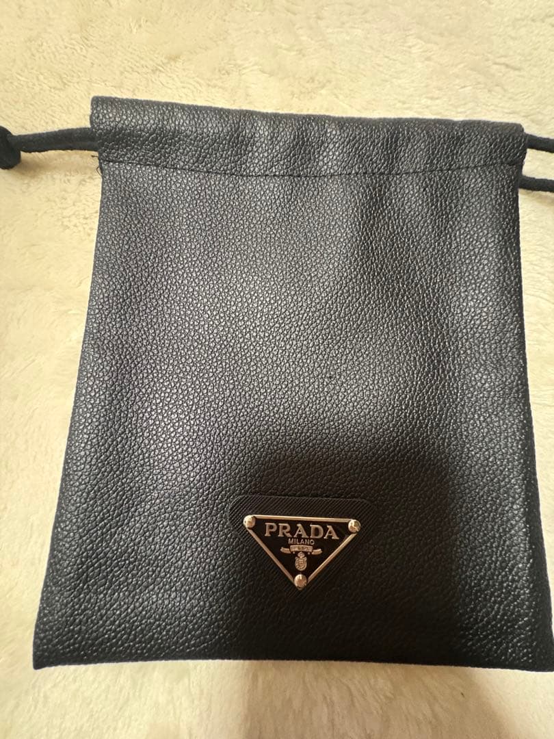 PRADA 黒 巾着 最安値