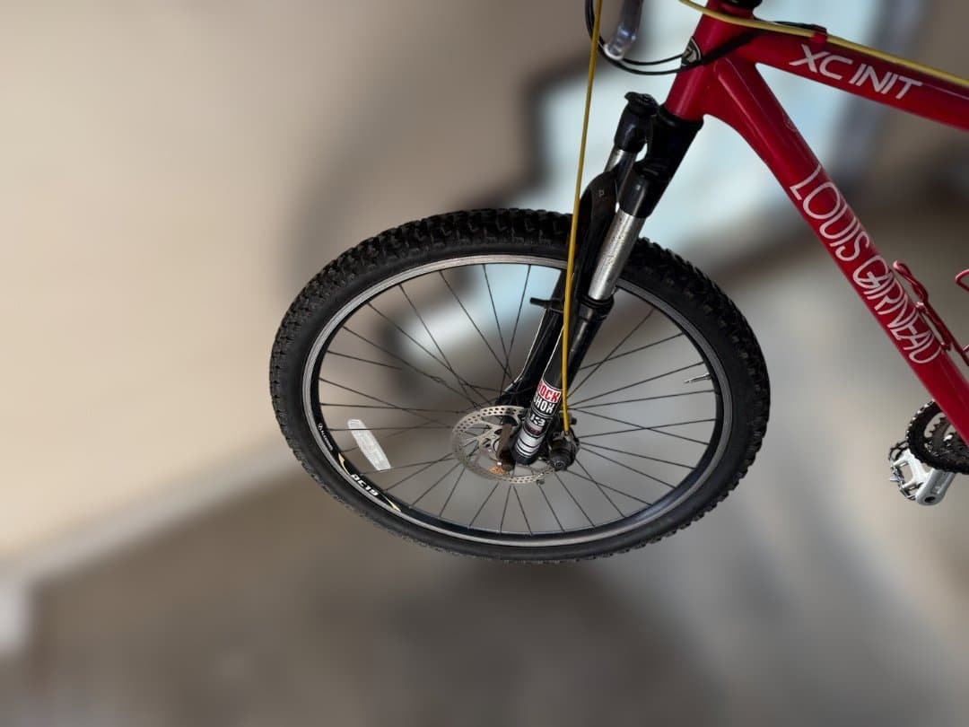 Louis Garneau マウンテンバイク レッド