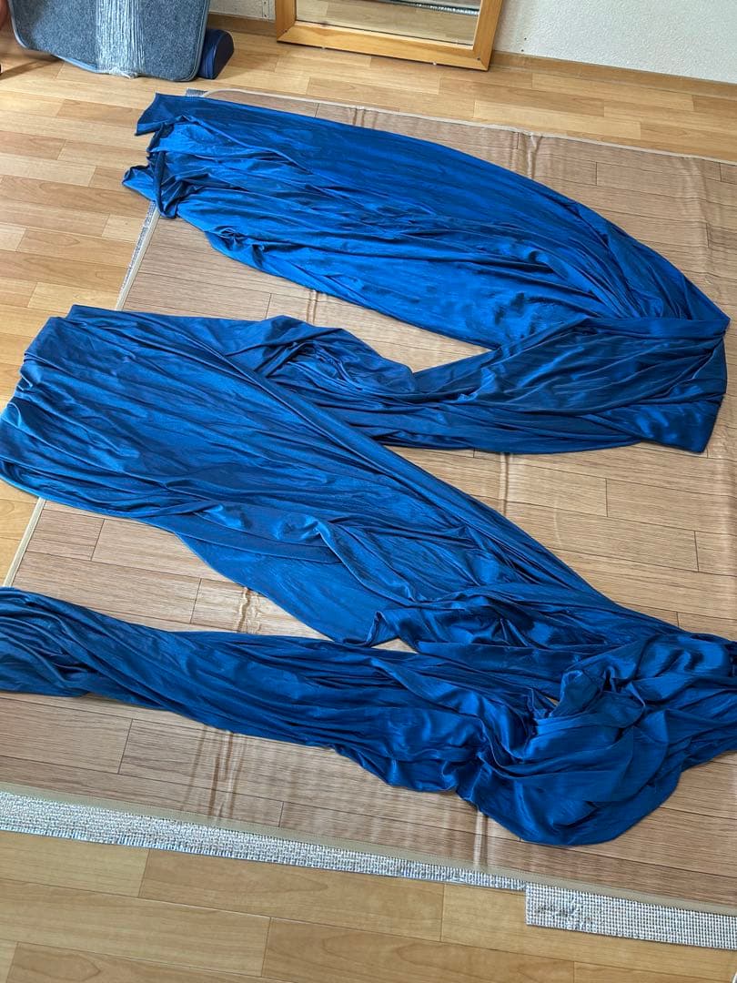 エアリアルヨガ　布