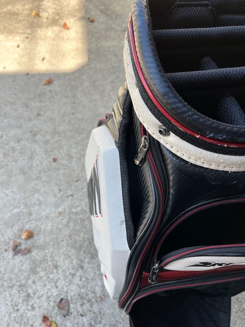 スリクソン キャディバッグ ツアーモデル GGC-S110