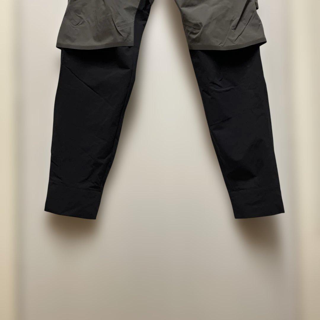 美品 On ランニングパンツ トレーニングパンツ グレー×ブラック メンズ M