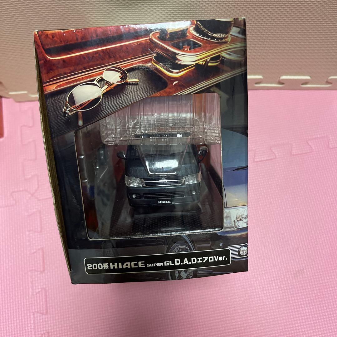 DAD 200系ハイエース ミニカー 1/24レア
