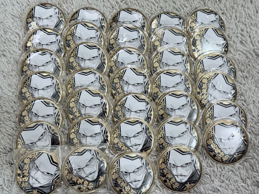 ゴールデンカムイ　鶴見中尉(鶴見篤四郎) 黄金缶バッジ　オケコン缶バッジ