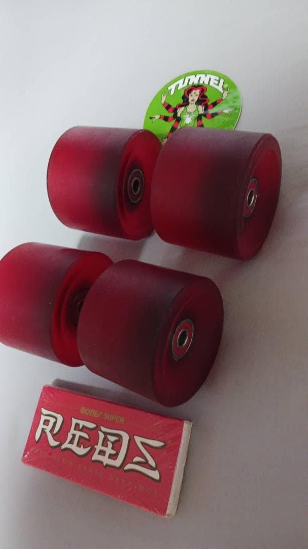 TUNNEL REDS スケートボードホイール 4個セット+新品ベアリング