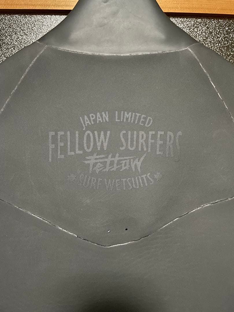 FELLOW セミドライスーツ 5x3mm 起毛