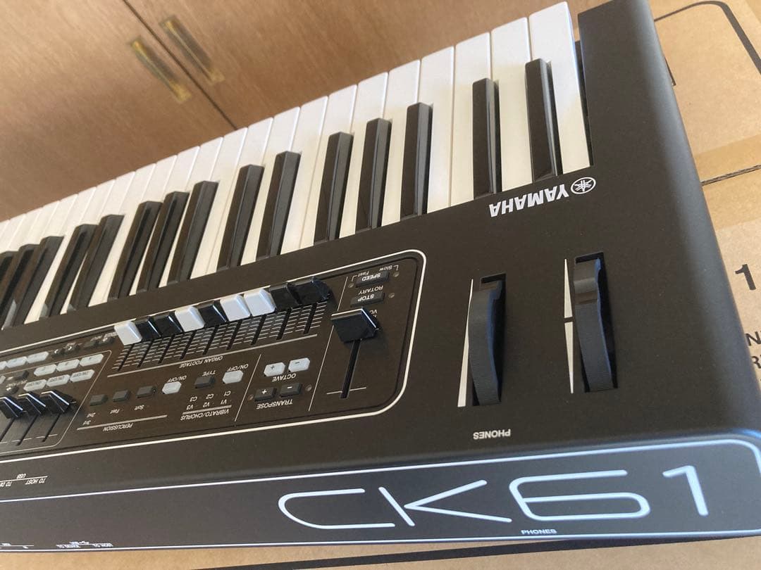 Yamaha CK61 ステージキーボード