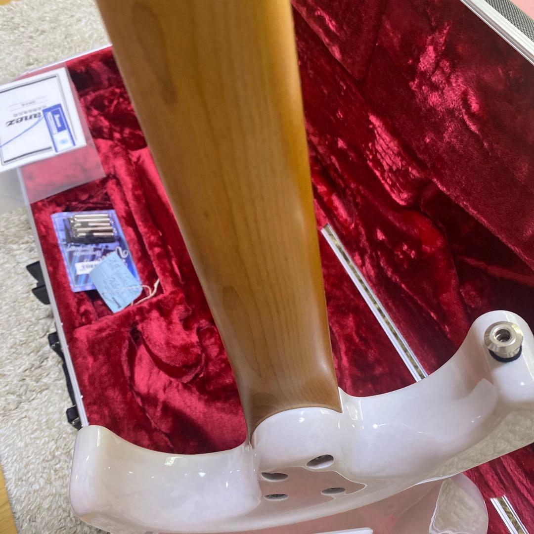 Ibanez AZ2204N AWD ストラト　stratocaster