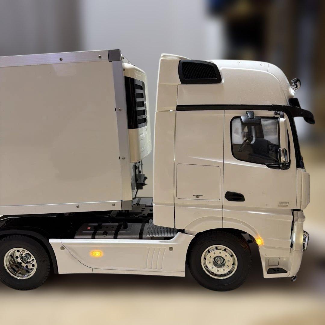 タミヤアクトロストレーラー3軸リーファセット