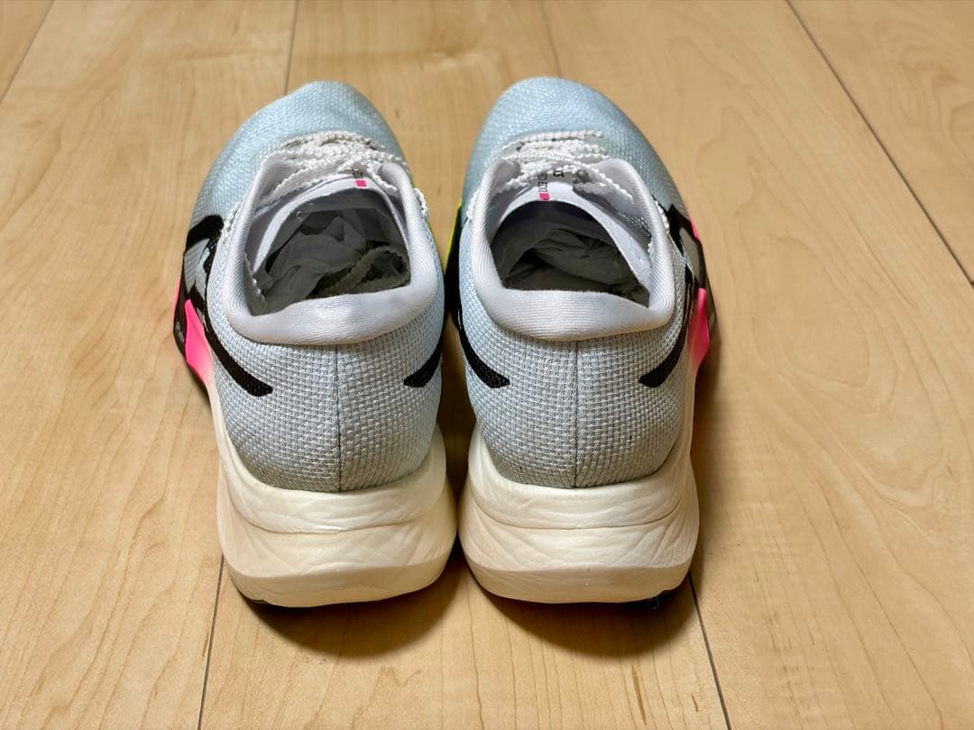 asics メタスピードエッジパリ 26.5cm USED品