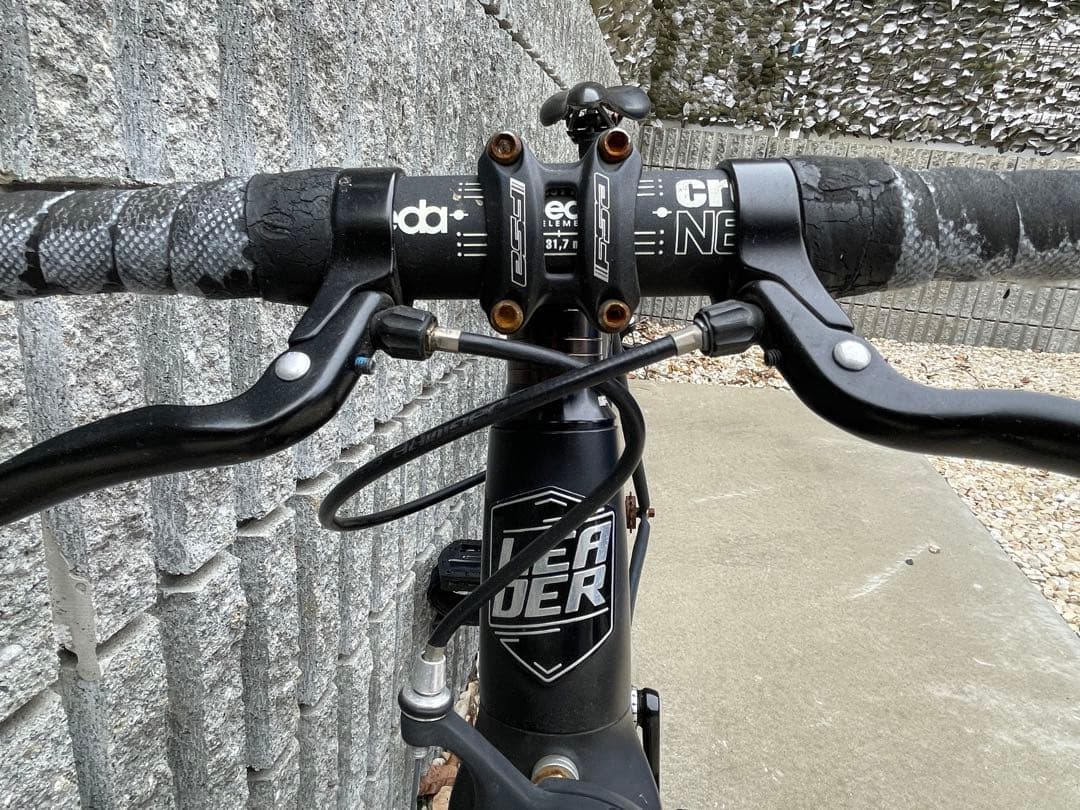 LEADER735 リーダーバイク735 錆びあり・パンクのため大幅割引価格