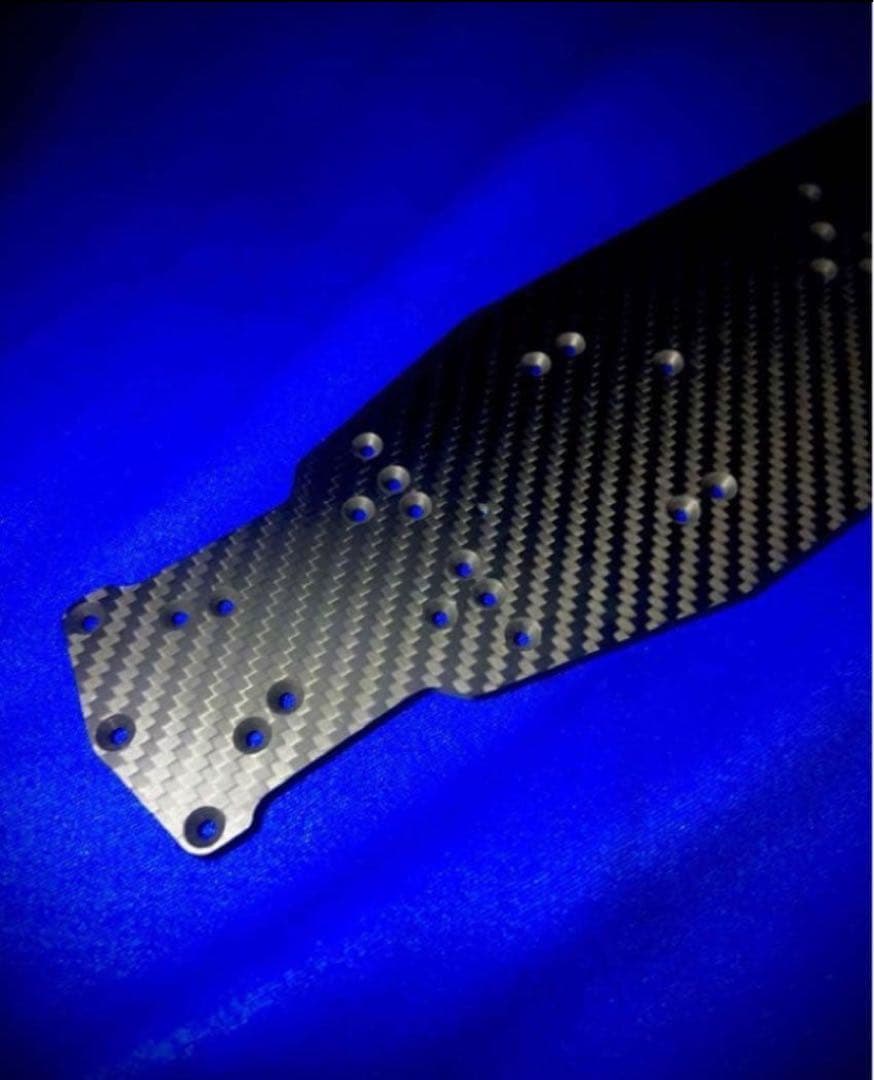 ヨコモ YOKOMO　RD2.0 用　カーボンシャーシ　綾織マット　特注2.5㎜