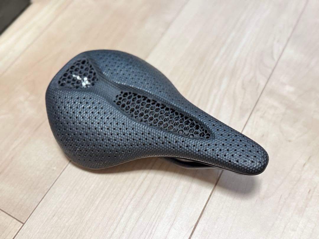 スペシャライズド　s-works power mirror サドル　143mm