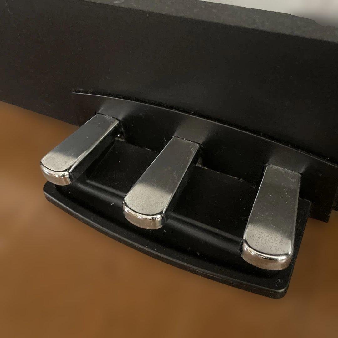 ジャンク品　KORG LP-380 電子ピアノ 3ペダル付き 黒