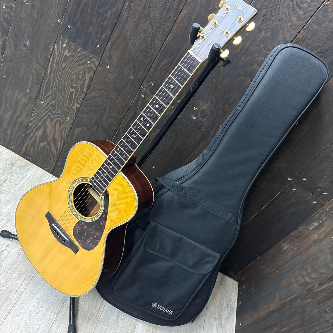 Yamaha LS16総単板エレアコースティックギター