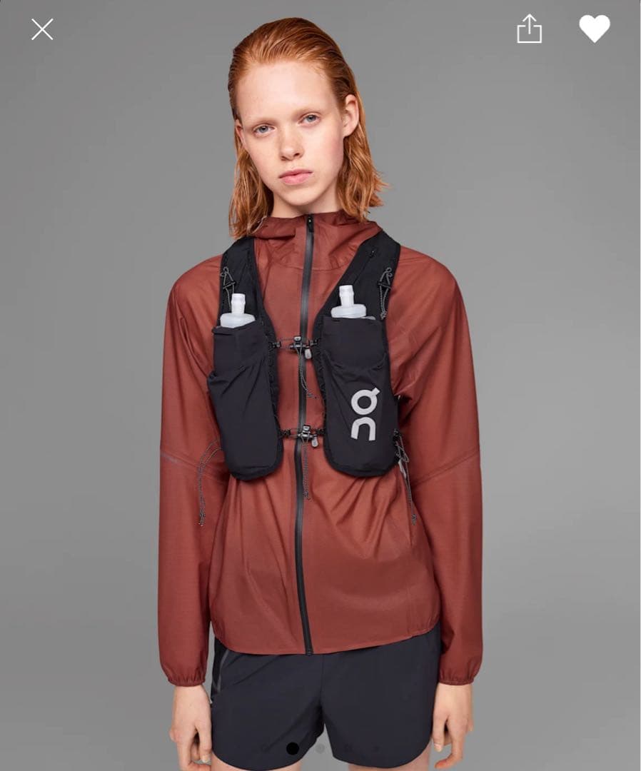 On Ultra Vest 10L Mサイズ フラスク新品2本付