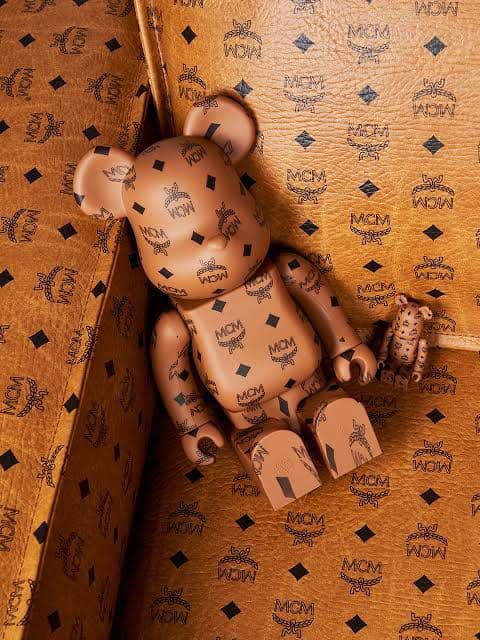 値下げしました！【レア】MCM エムシーエム　ベアブリック　希少
