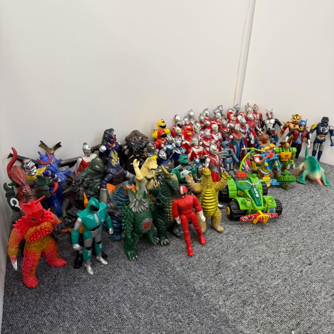 BANDAI ソフビ人形まとめ ウルトラマン 怪獣 仮面ライダー 特撮