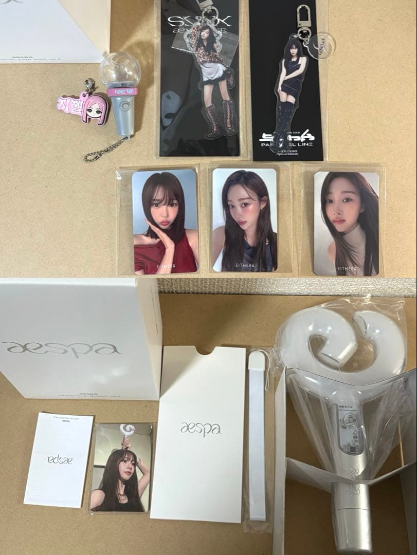 aespa ペンライト セット ジゼル トレカ アクリルキーホルダー