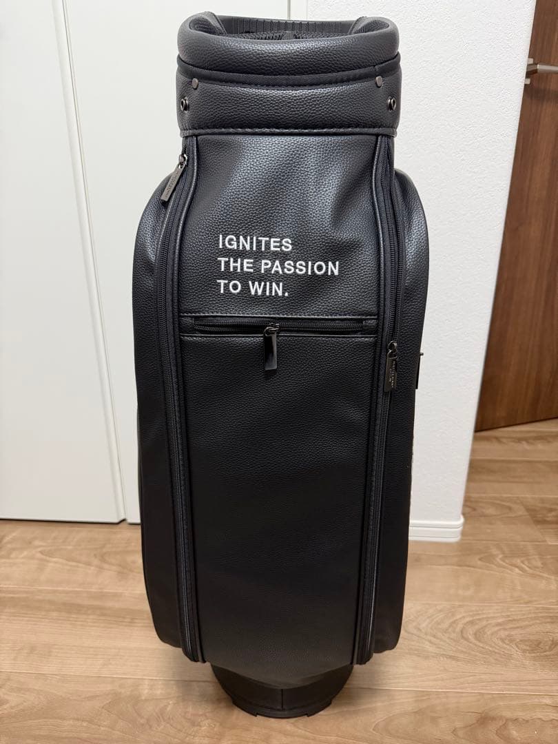 新品 マスターバニー原英莉花プロアイコン限定キャディバック DR用ヘッドカバー付