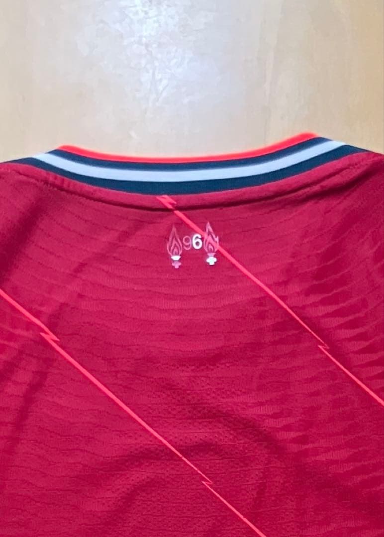 リヴァプール 2021-22 ホーム オーセンティックユニフォーム