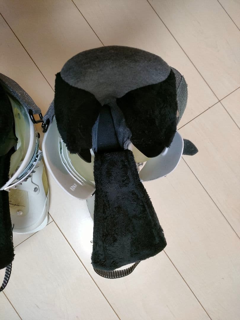 Salomon Focus W 23.5cm ホワイト　サロモン