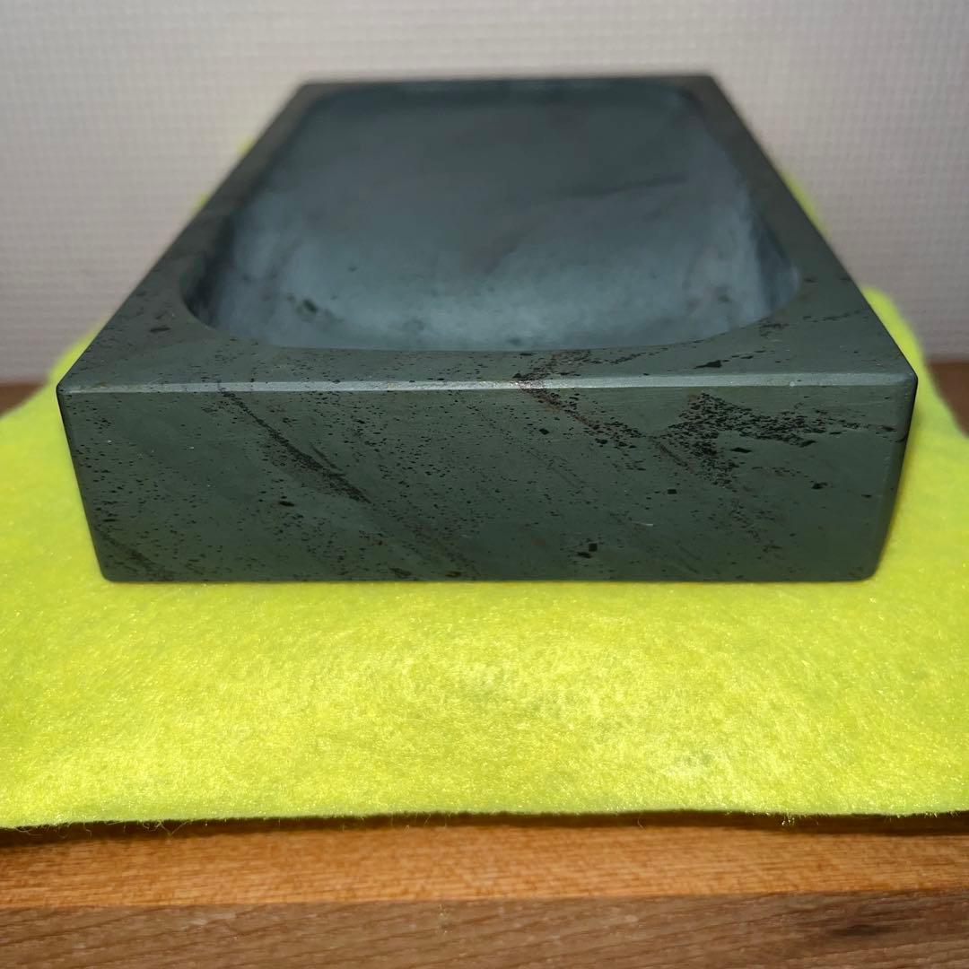 ⭕️中国緑端渓硯　長方研　石紋が綺麗　硯陰中彫り　洮河緑石　松花紅緑石　硯