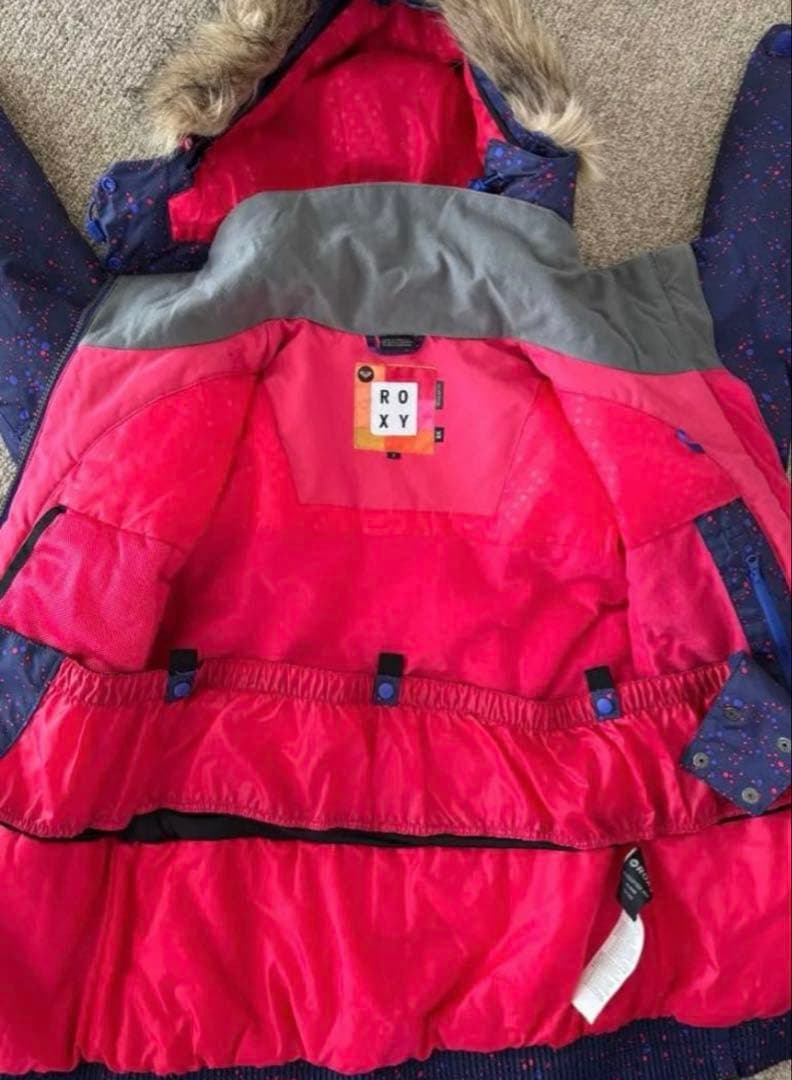 ROXY ファー付きスキーウェア