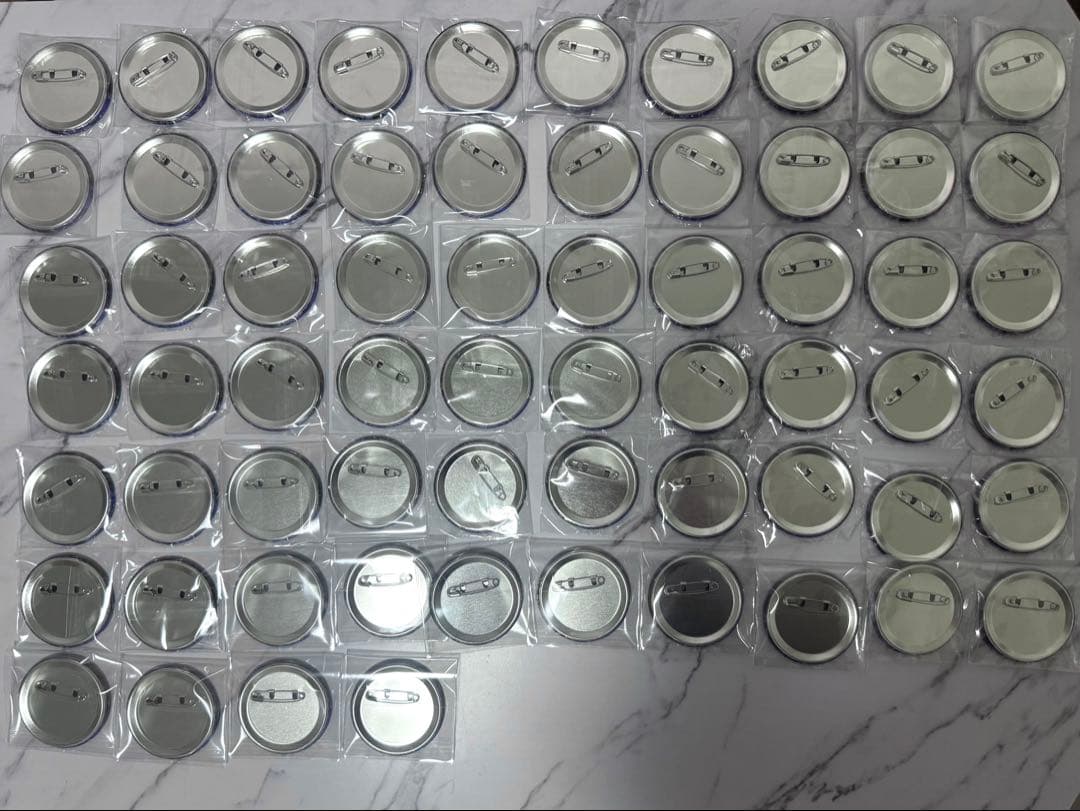 【み】シクフォニ いるま 缶バッジ DESPERATE TRACK