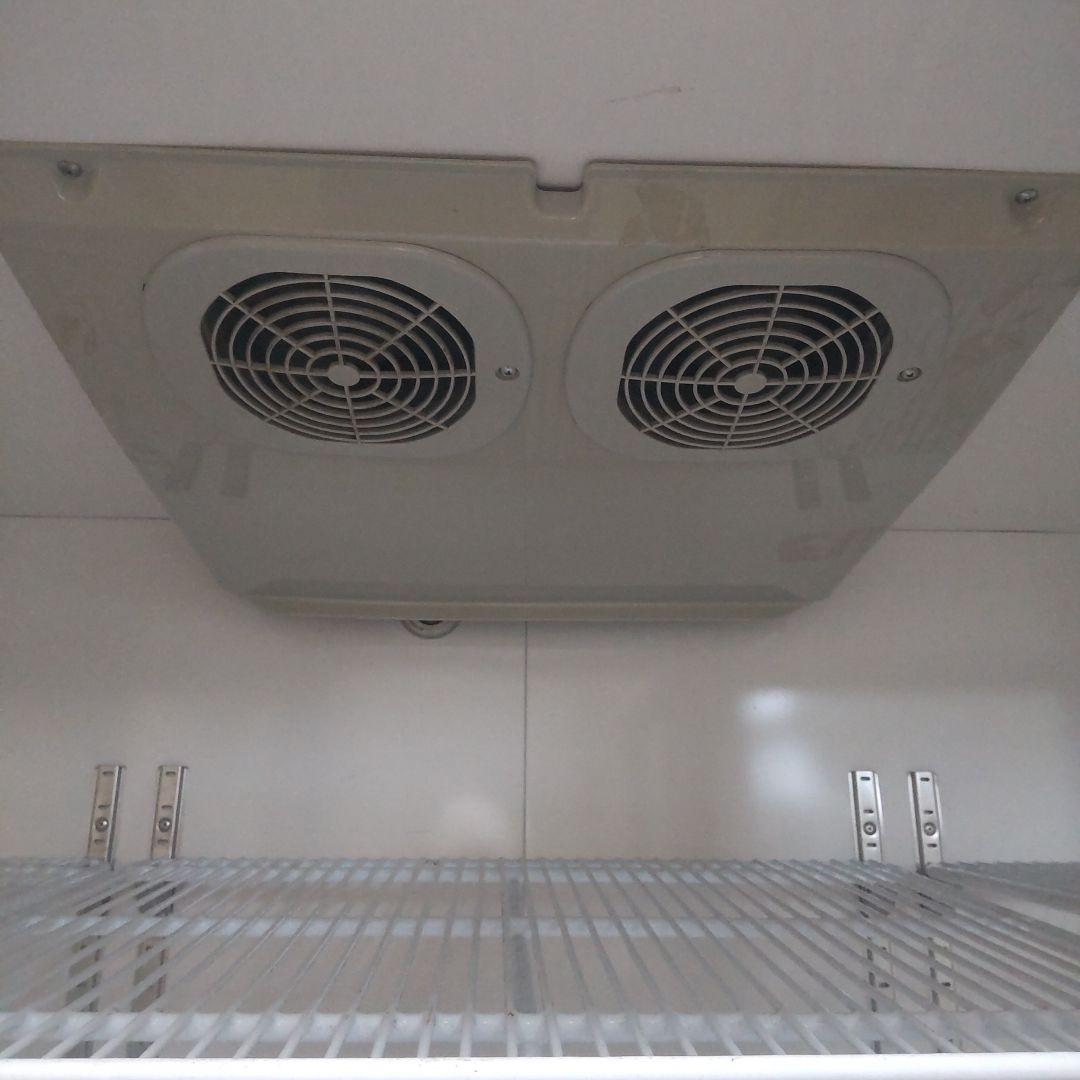 大型冷蔵ショーケース 3ドア シルバー