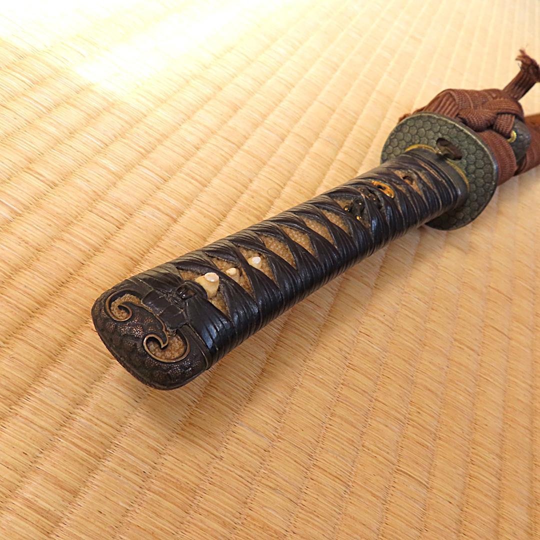 金地塗り鳳凰鞘脇差拵え（蒔絵・刀）