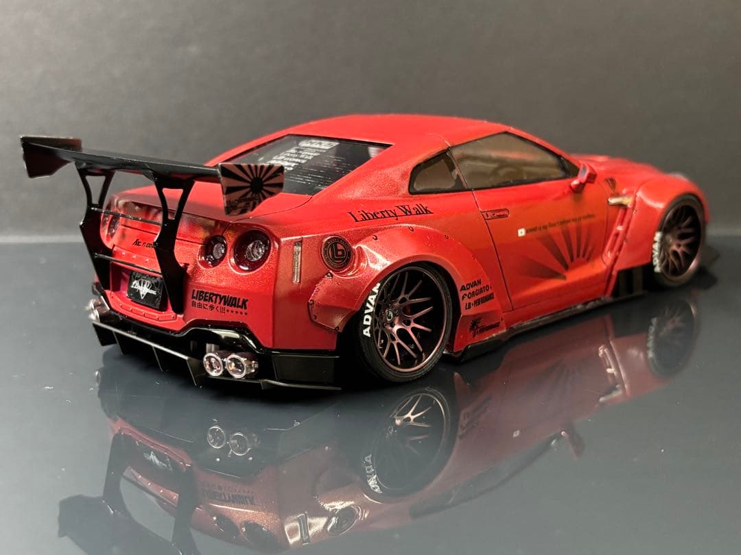 1/24リバティーウォークR35 GT-R 完成品