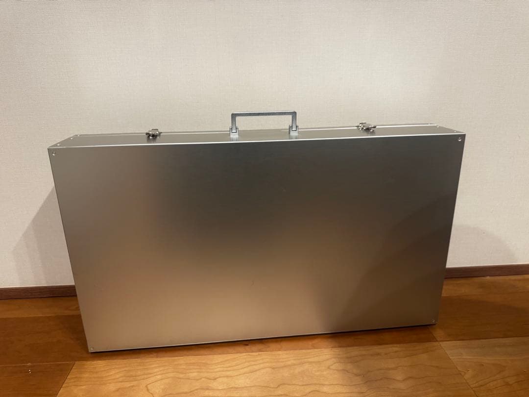 ソウメイアタッシュケース　空箱