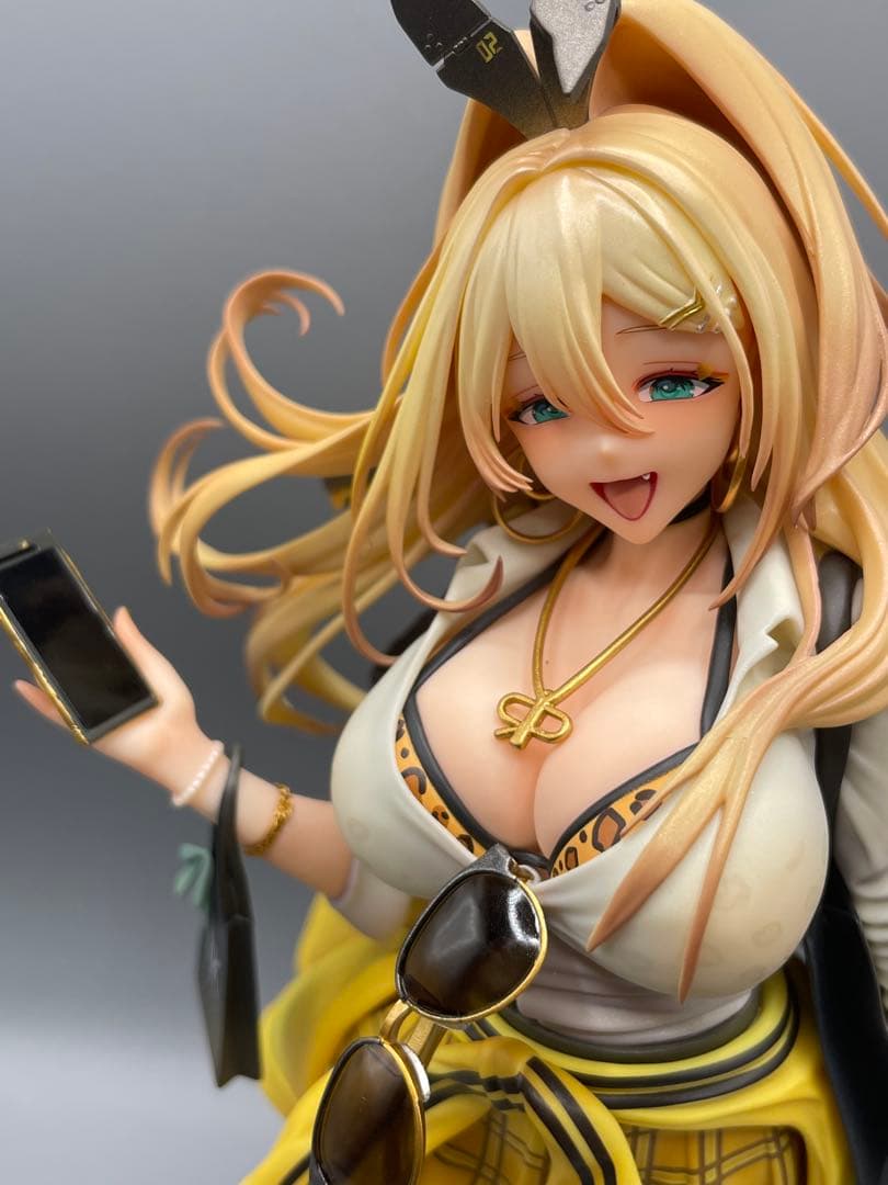 勝利の女神:NIKKE 1/7 ルピー 豪華版 タペストリー付き