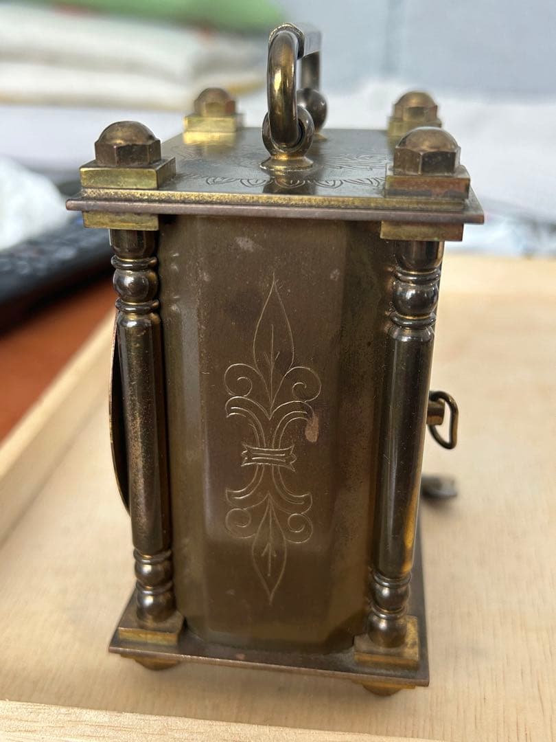 希少アンティーク置時計 Smiths（スミス）社製のヴィンテージ真鍮製　稼働