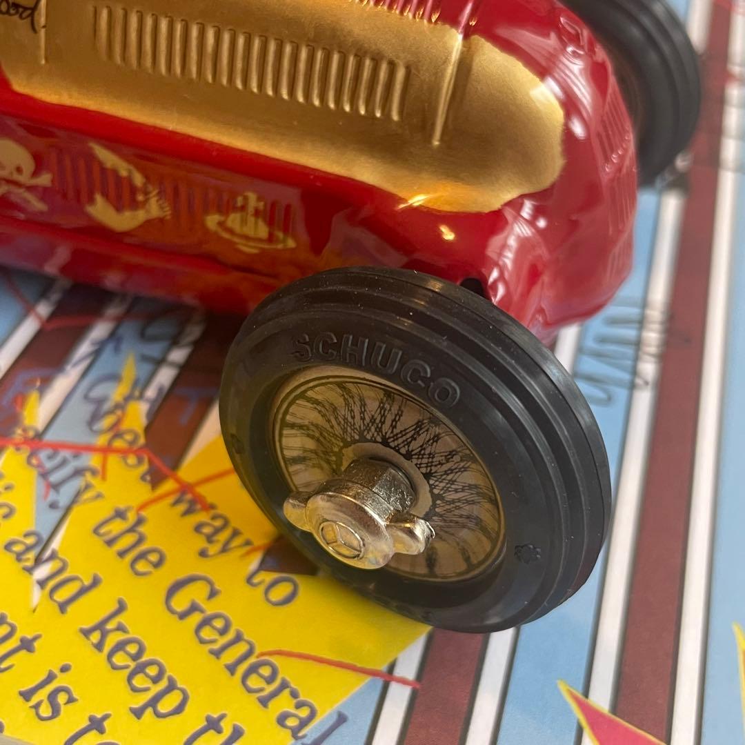 Vivienne Westwood コラボ　Schuco シュコー　ミニカー　赤