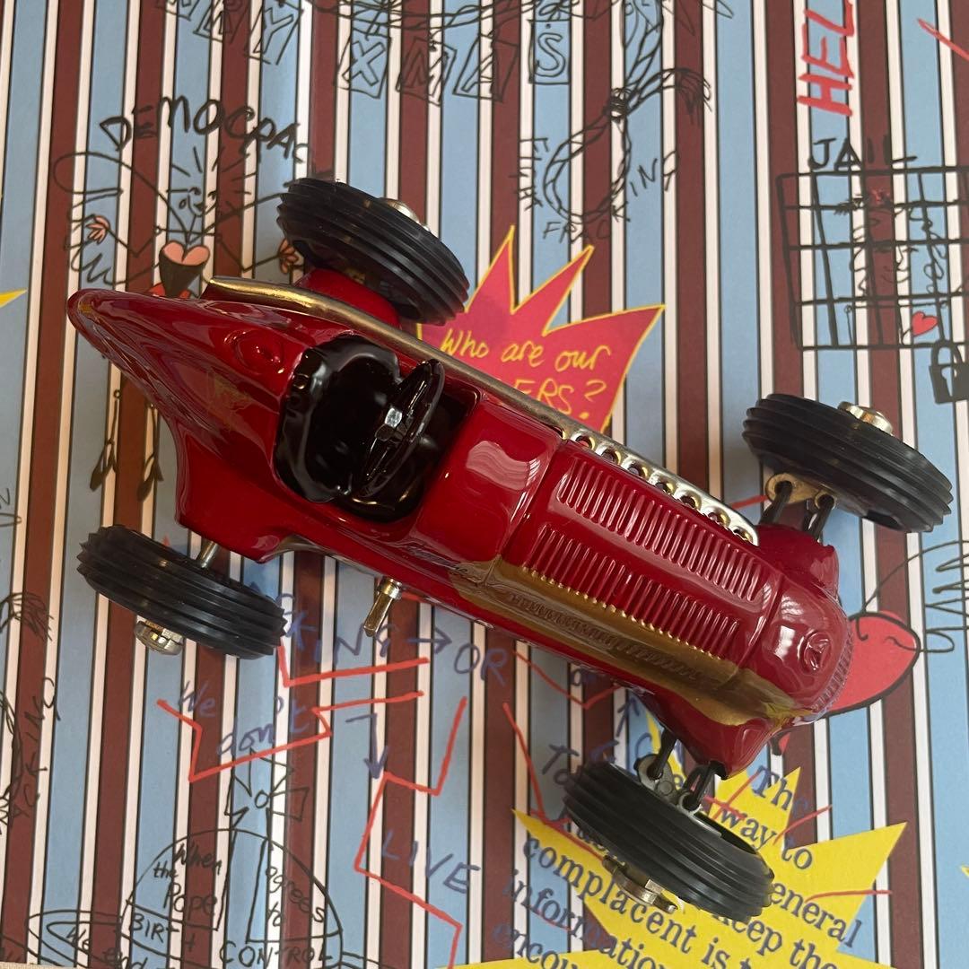 Vivienne Westwood コラボ　Schuco シュコー　ミニカー　赤