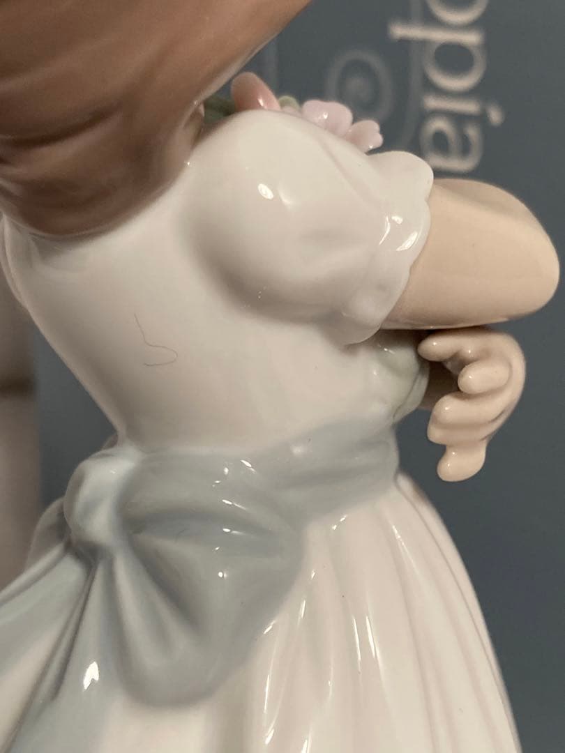 LLADRO Utopia 『さわやかな風』　陶器 リアドロ フォギュリン