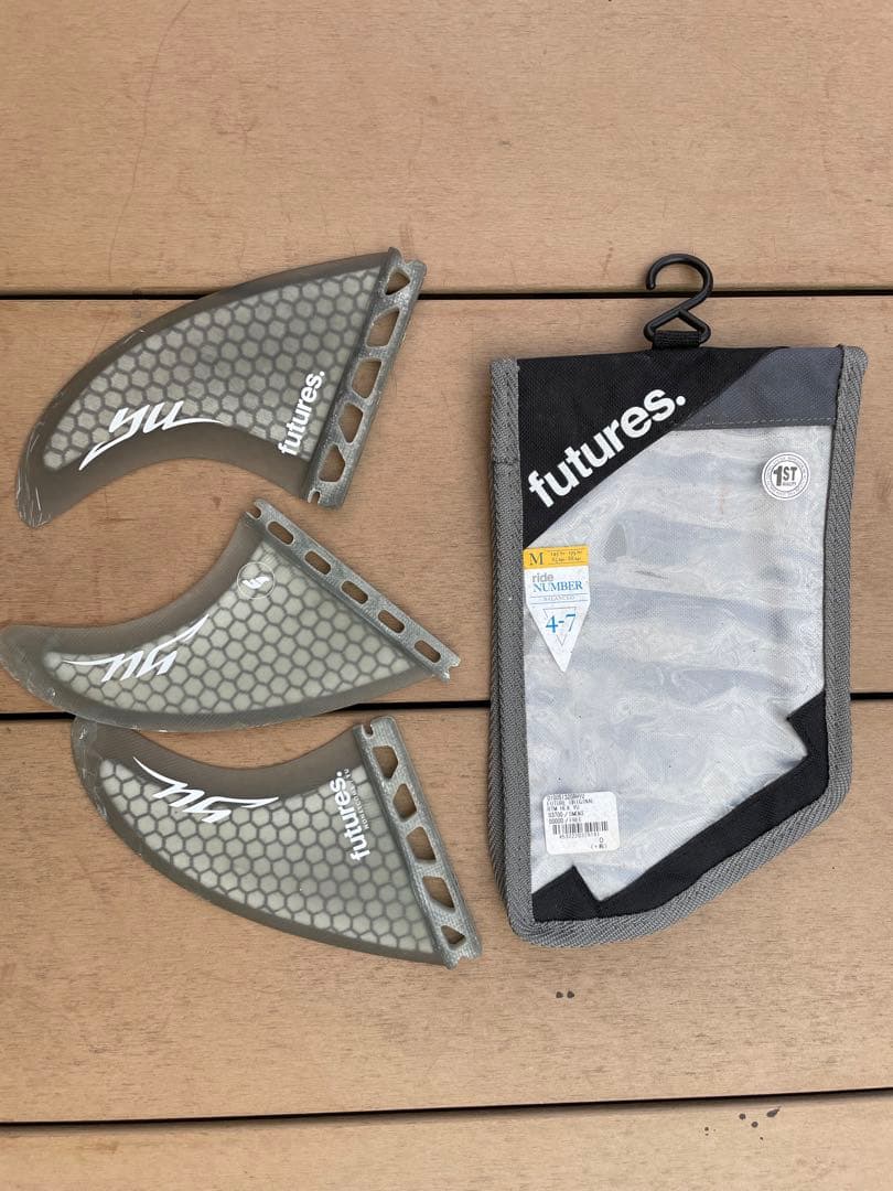 サーフボード　YU フィン付き