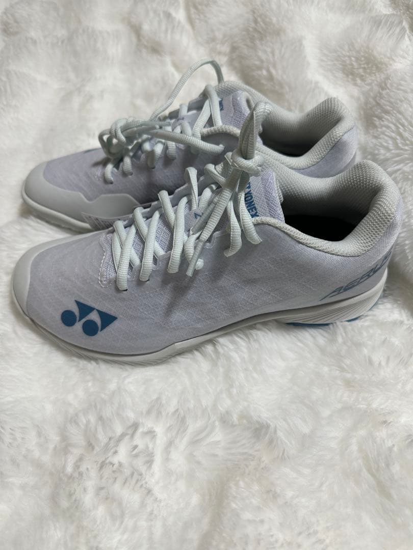 YONEX バドミントンシューズ エアラスZメン　ホワイト/ブルー