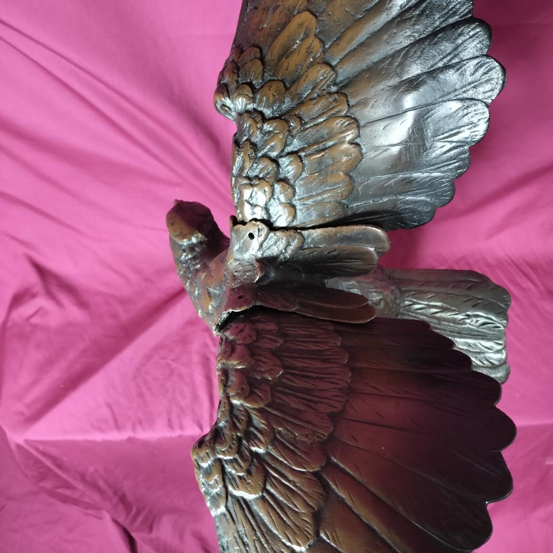 松鷲の置物　68cm