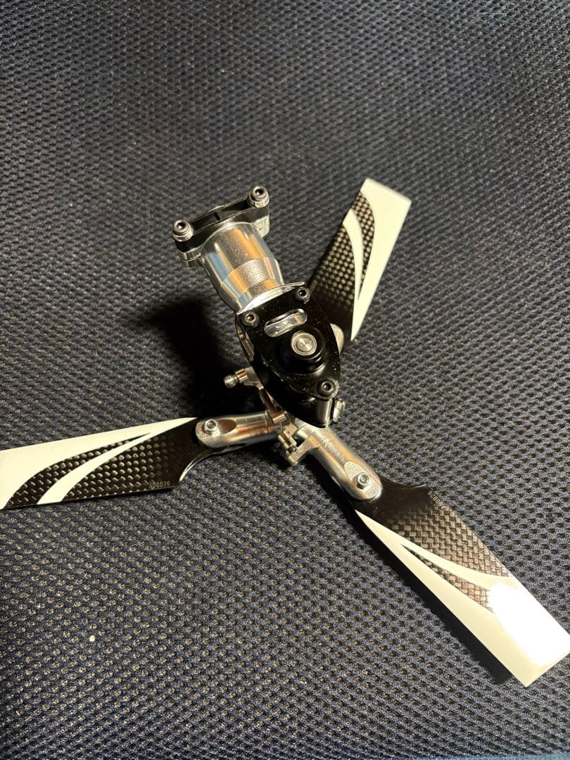 TRX-550X~600RCヘリコプター用スリーローターヘッド シルバー