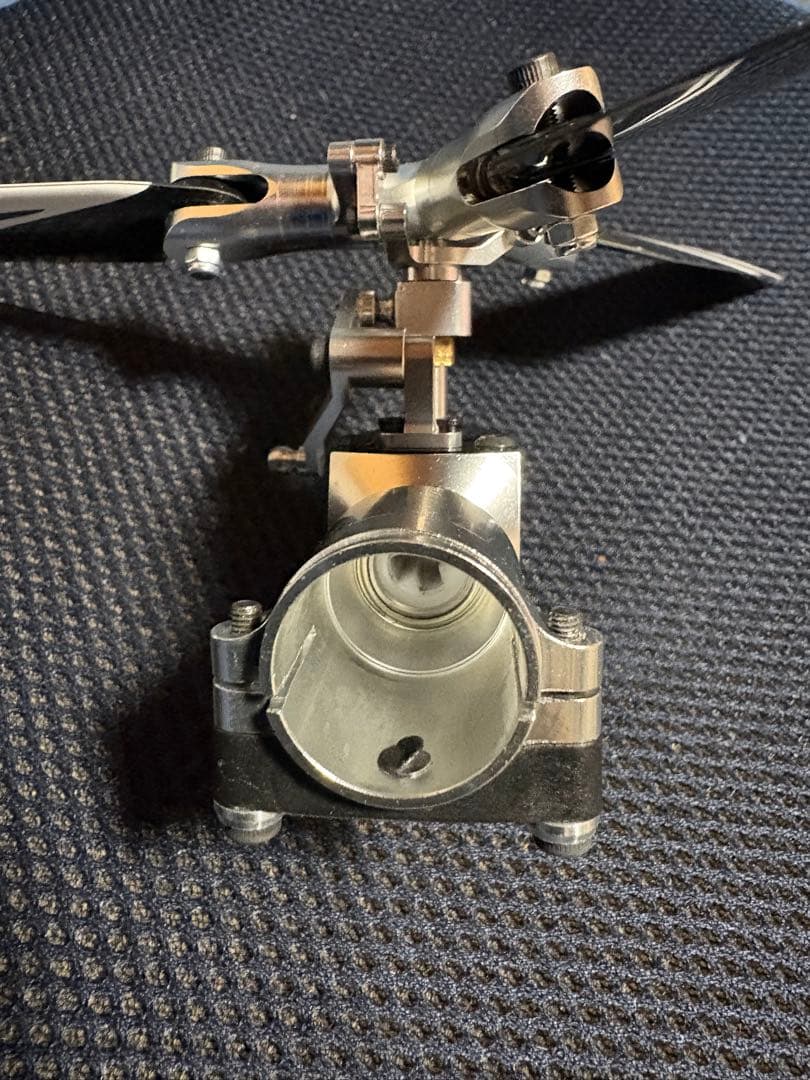 TRX-550X~600RCヘリコプター用スリーローターヘッド シルバー