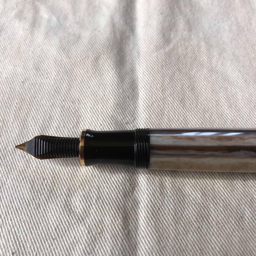 ペリカン　ピッツァ　ナボーナ　万年筆　ローラーボール　ボールペンのセット販売