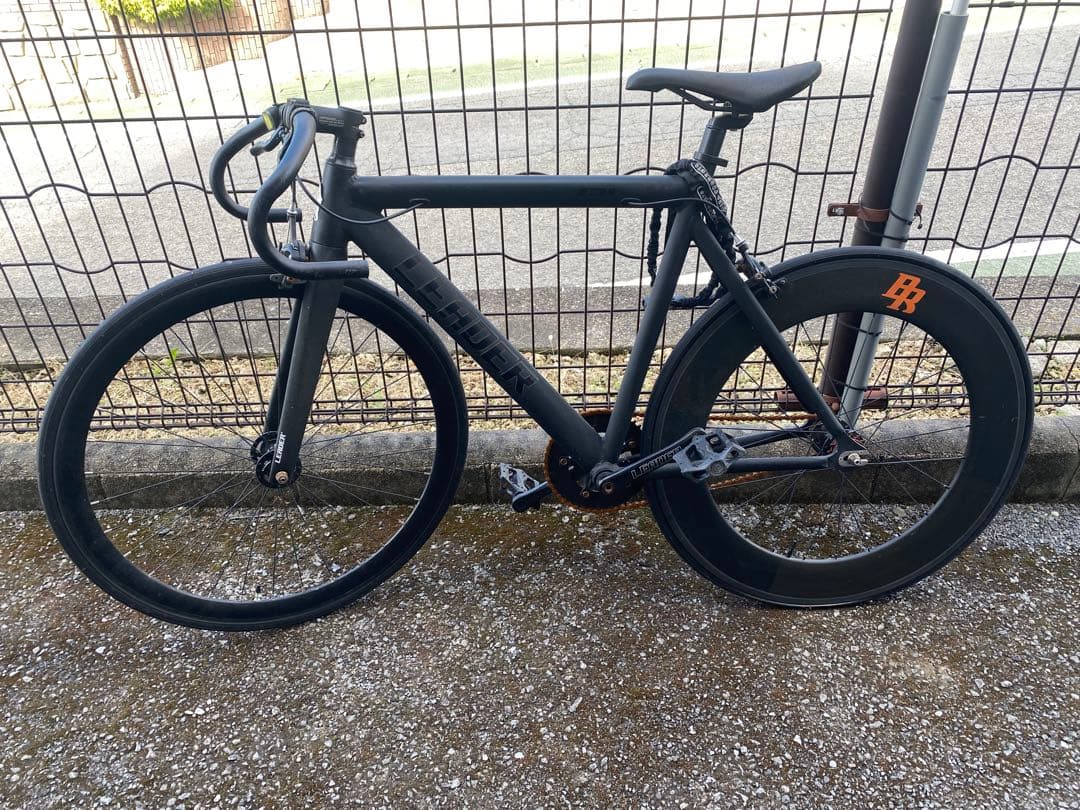 ブラック ピストバイク シングルスピード