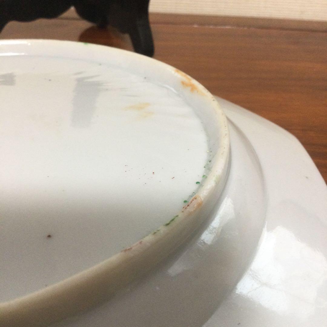 清朝末期の白菜蝶々寿皿、八角形